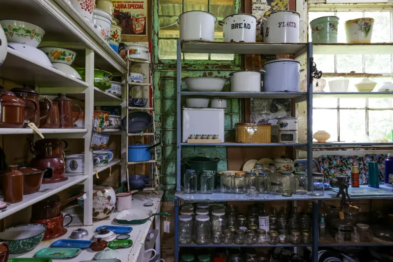 Bring Your Own Jar and Leave With Exactly What You Need: America's Lost Art of Bulk Shopping