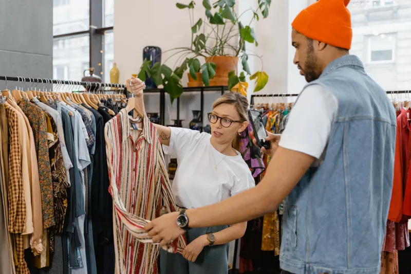 The Woman on the Third Floor Knew Every Coat in the Store: When Shopping Meant Talking to Someone Who Actually Knew
